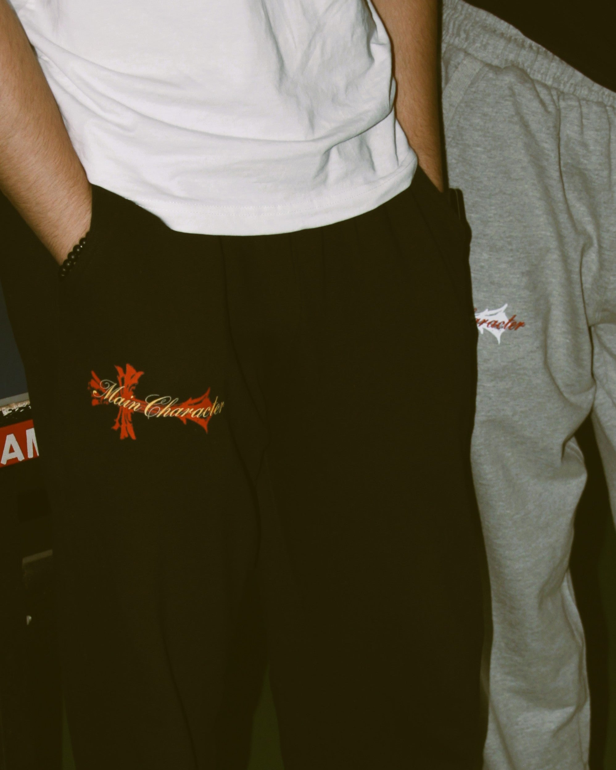 Shadow Walker Joggers B/R Oversized