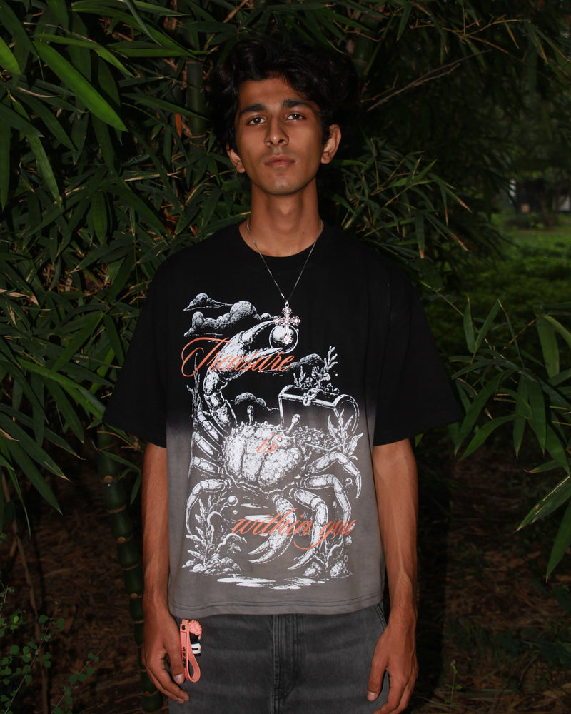 Black Sunfade Crab Treasure Cropped Tee